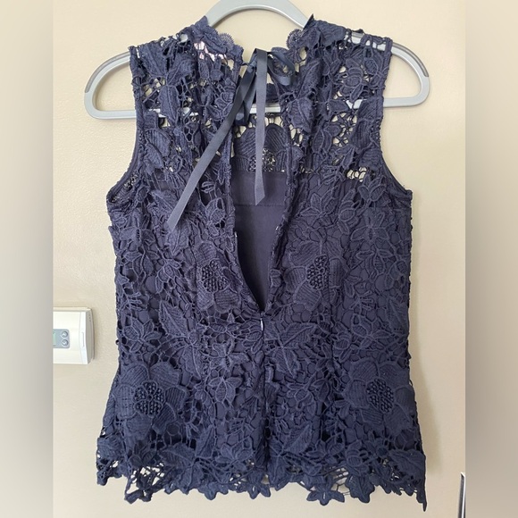 NANETTE LEPORE Dark Navy Blue Yolk Lace Crochet Sleeveless Tank Size Small - Picture 3 of 7